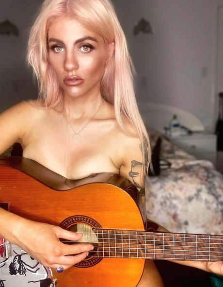 Booka Nile nude pornstar gallery