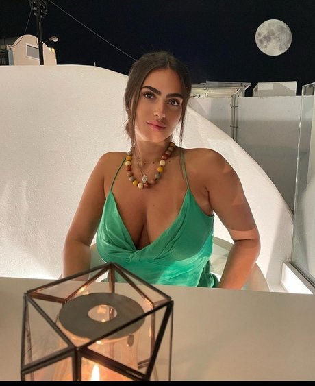 Carmel Yehezkel art model galleries