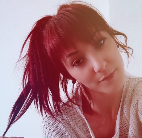 Vas Megyei Lanyok beautiful star image