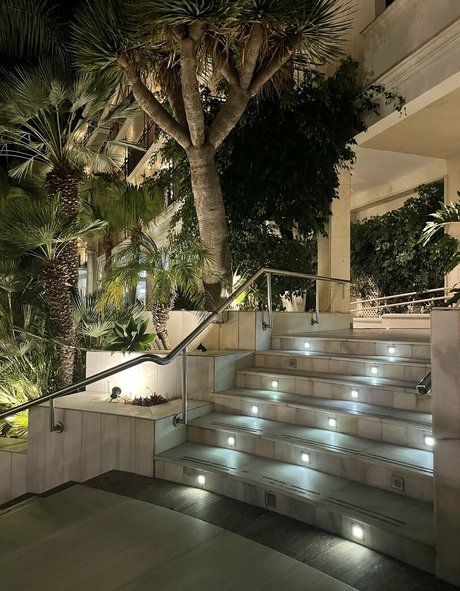 freefrost high quality model pic