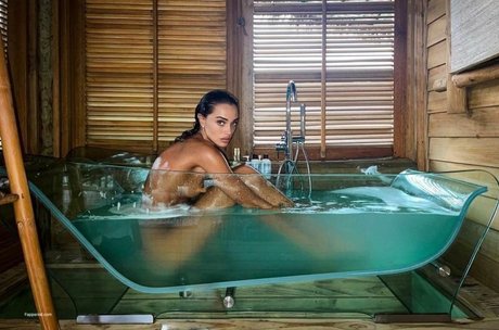 Eden Fines adult model images