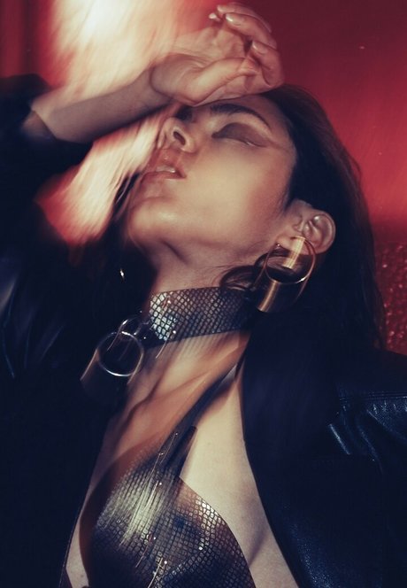 Nausicaa Yami model nude photo