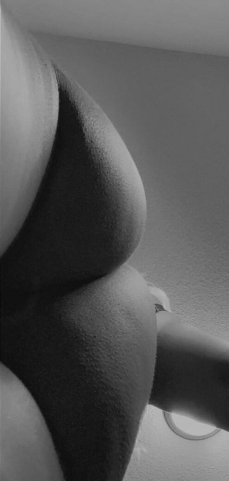 itsterrbear sexy model archive