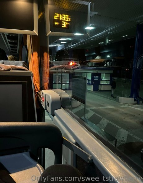 swee tstrawberry xxx star image