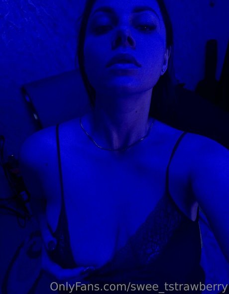 swee tstrawberry nudes star archive