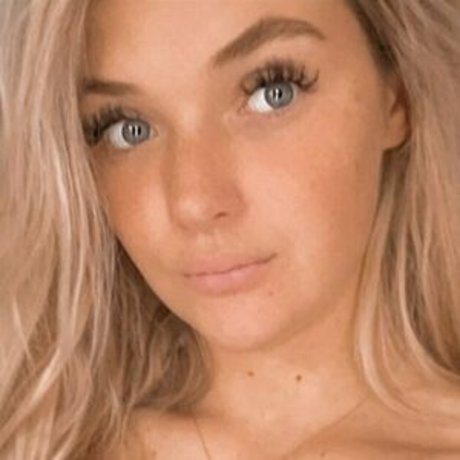 Abbie Coombes model sexy images