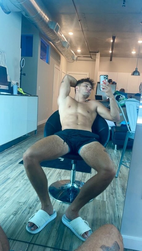 jfit98 sex model photo