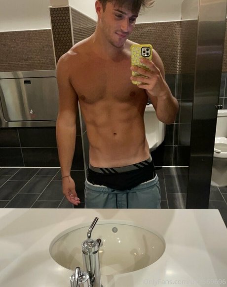 jfit98 exclusive star pic