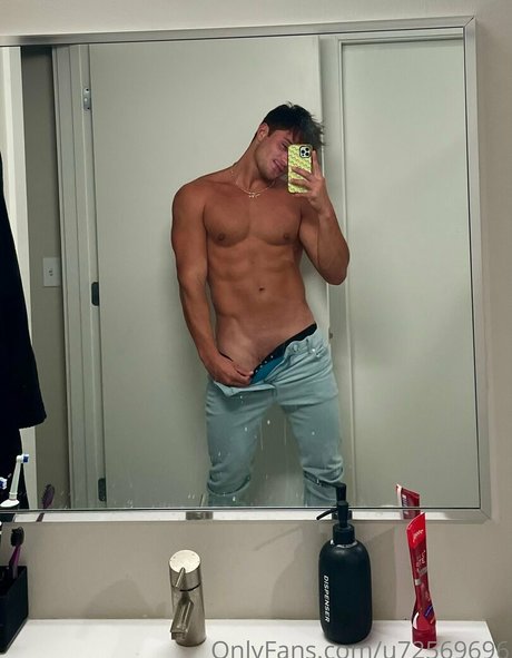 jfit98 pornstar picture