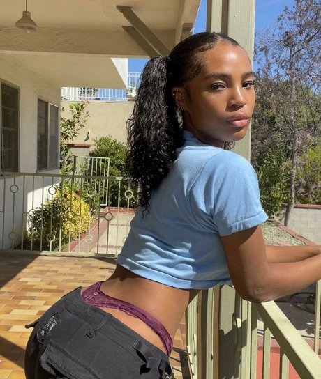 Quenlin Blackwell pornstar art photos