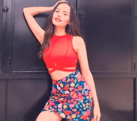 Arlequin ASMR naked actress img