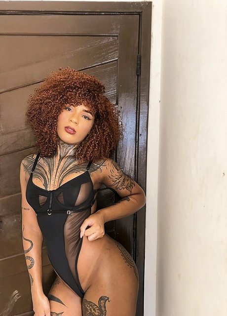 skinny asian teen onlyfans top pic