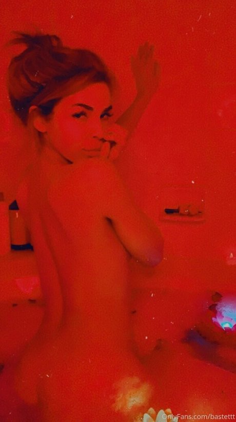 lolaqueencobra pornstar beautiful pictures