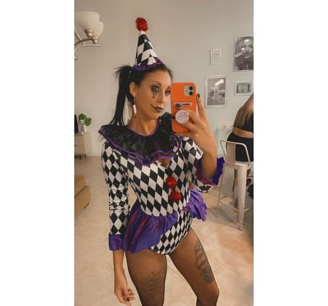 naughty nikky nude model picture