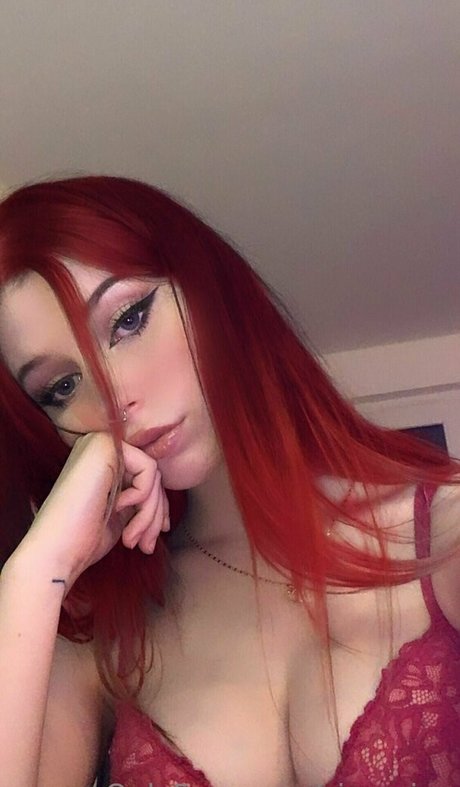 sinersina hd pornstar img