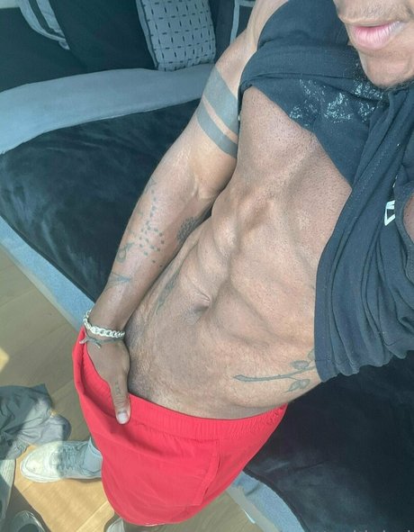 prettyskinboi beautiful actress image