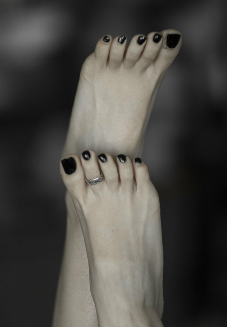 alice inwonderland96 model best photos