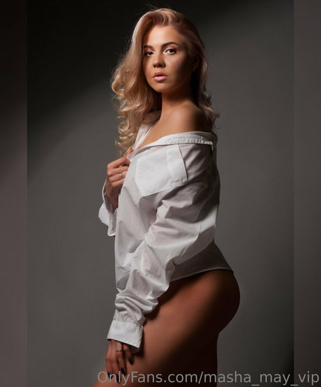 masha may vip model erotic images
