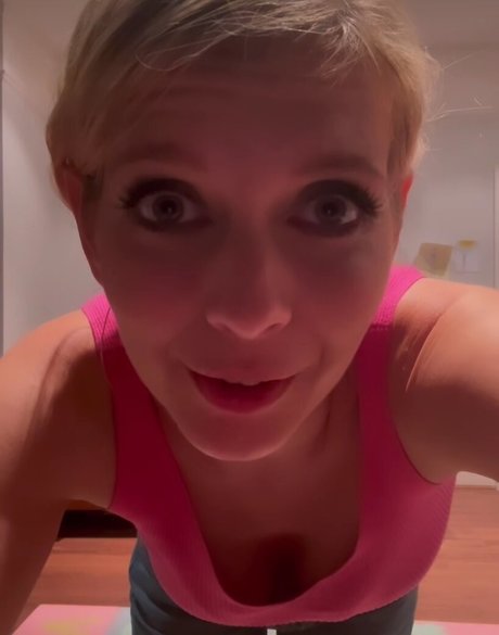 Rachel Riley perfect model images