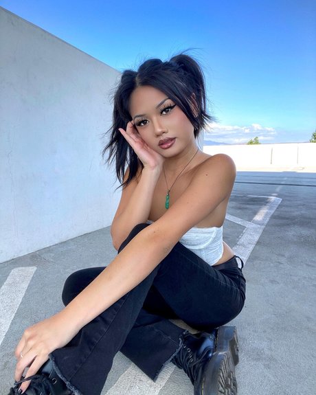 Nikkittran hd actress gallery