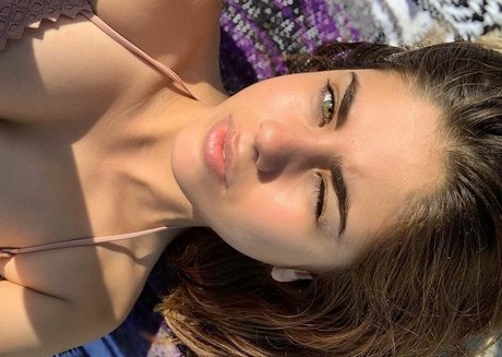 Melissa Leal sexy pornstar pics