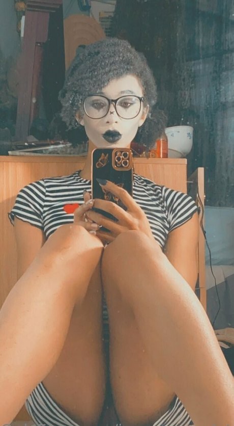 ivyevescarlet top star galleries