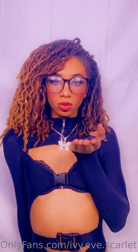 ivyevescarlet nude model photo