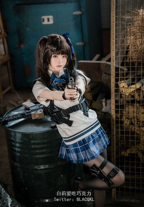 blacqkl exclusive model images