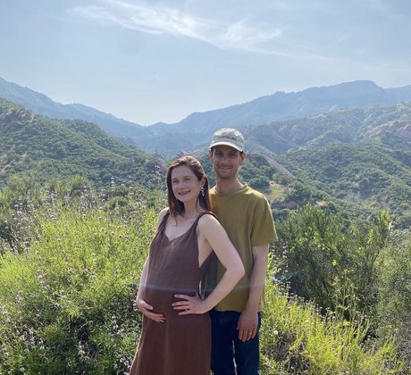 Bonnie Wright hd actress gallery