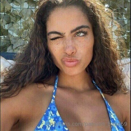 mirror selfie onlyfans nice images