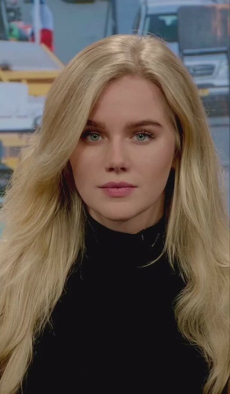 Eva Vlaardingerbroek high quality actress img