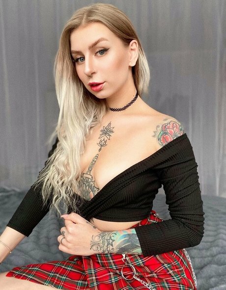 helga1 free perfect actress pics