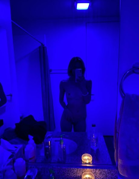 lilsojubomb model perfect photo