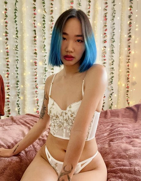 lilsojubomb Photo Gallery