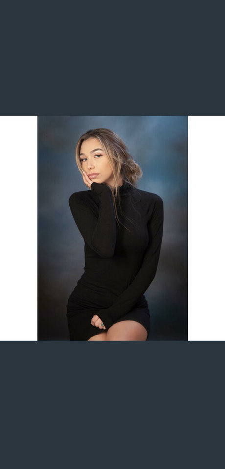 aliaremyinitials model art pictures