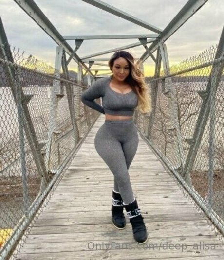 thick girls onlyfans hot xxx pic