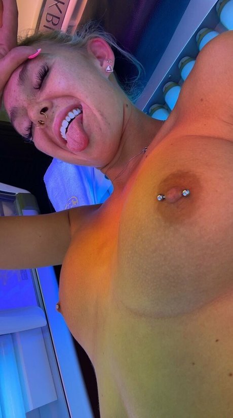 anal dildo onlyfans erotic photo