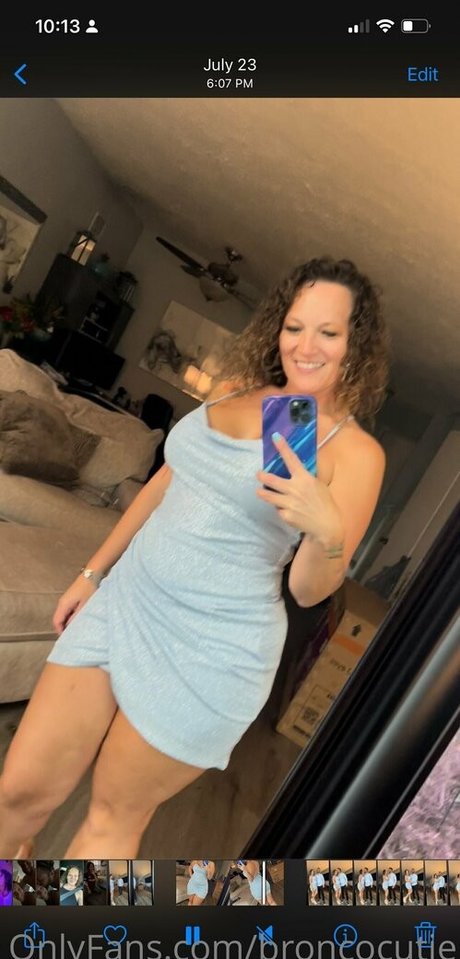 Broncocutie pornstar img