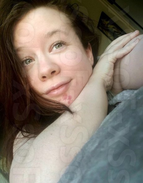 BittieTV pornstar naked image