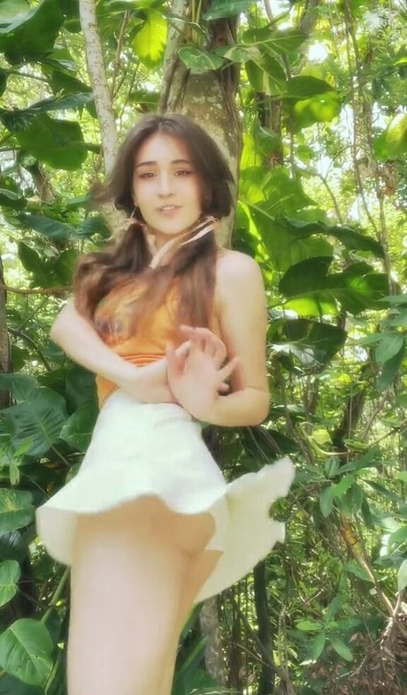 Blossom In The Moonlight sex actress photos