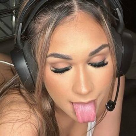 Ikingm pornstar hd picture