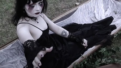 Kawaiibatfangz star perfect photo