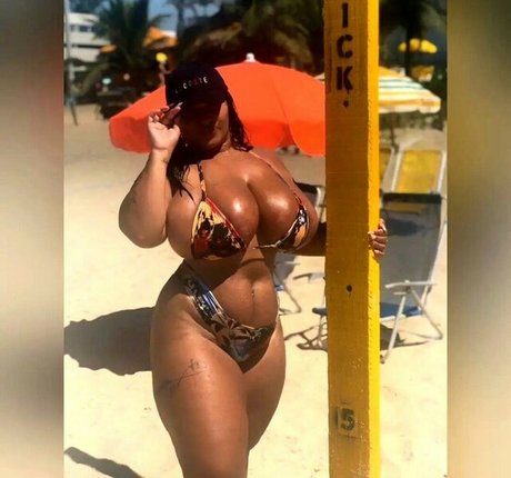 Eidri24 pretty pornstar photo