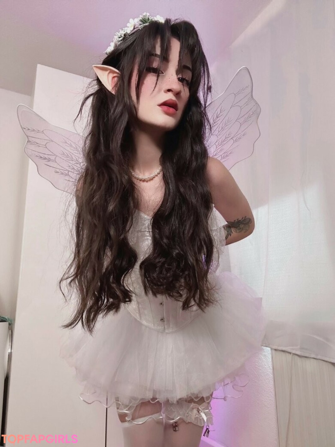 Salinono model porn pic