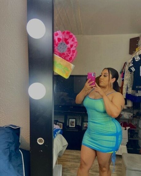 realtxhottie model art gallery