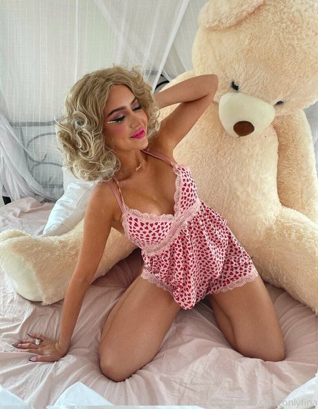 onlyfina pornstar pretty pics