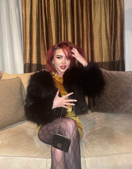 onlyfina erotic pornstar picture