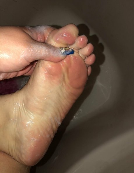 famous onlyfans free nude archive