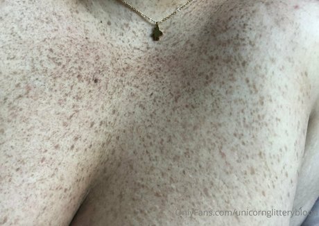 bbw lesbian onlyfans pornographic image