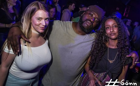 Laura Katz star exclusive galleries